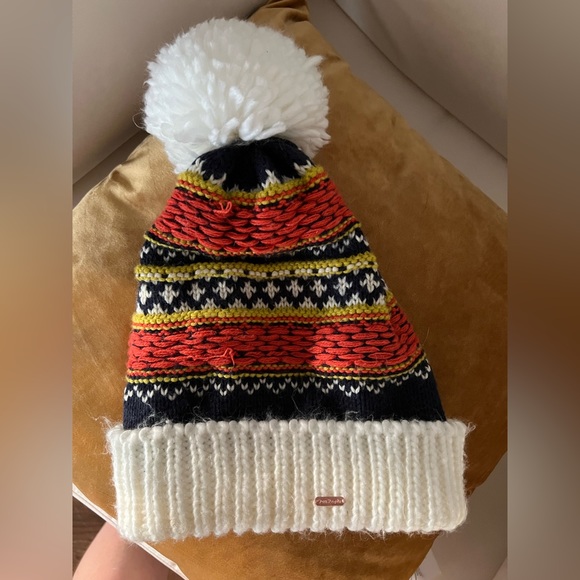 FREE PEOPLE BEANIE - Picture 1 of 4